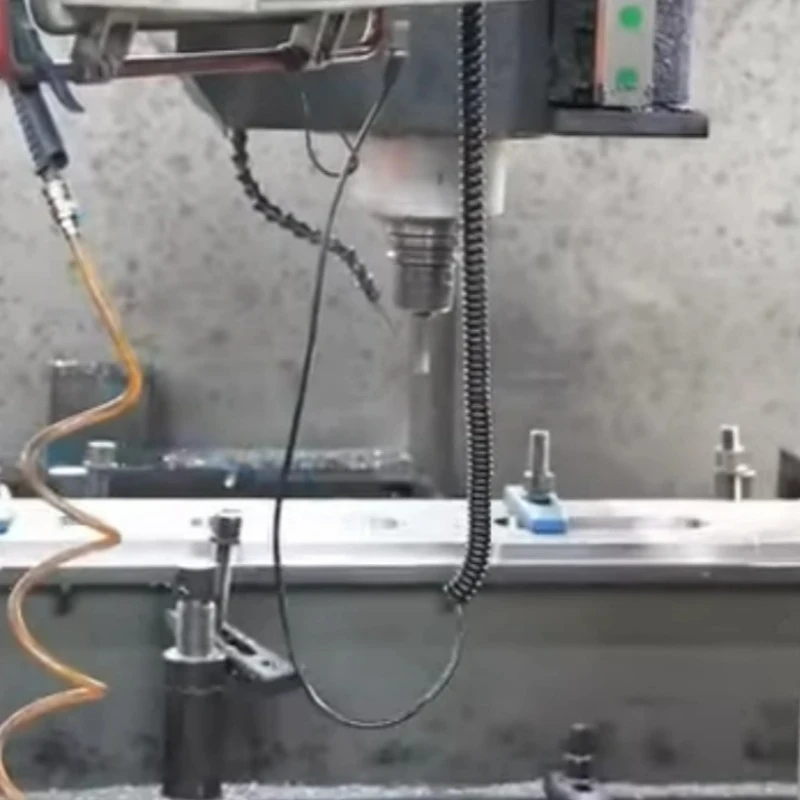 Gear run out tester